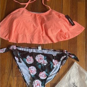 Bikini set NWT Large
